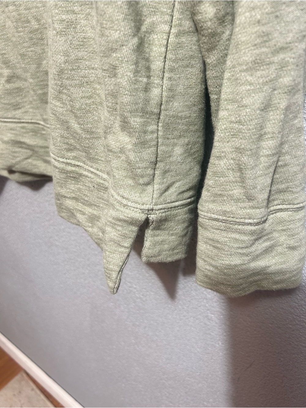 Carhartt women’s Newberry hoodie size large - Picture 6 of 11